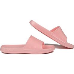 Klapki damskie Coqui Tora. Czerwone klapki damskie Coqui, bez wzorów, bez obcasa. Za 36.99 zł.