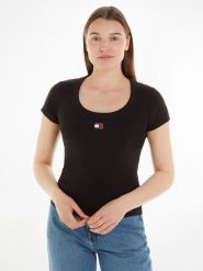 TOMMY JEANS Koszulka w kolorze czarnym rozmiar: S. Czarne bluzki damskie Tommy Jeans, s, bez wzorów, z jeansu, bez kołnierzyka, bez ramiączek. Za 96.60 zł.