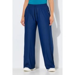 Damskie Funkcyjne spodnie treningowe szerokie nogawki elastyczny pas. Niebieskie spodnie dresowe damskie Ulla Popken, na lato, plus size, bez wzorów, z elastanu. Za 279.99 zł.