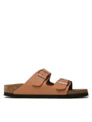 Birkenstock Klapki Arizona 1025046 Brązowy. Brązowe klapki damskie Birkenstock, bez wzorów, z syntetyku, bez obcasa. Za 349.00 zł.