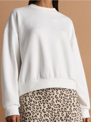 Gładka bluza z długim rękawem soft touch - kremowy. Białe bluzy bez kaptura damskie Sinsay, l. Za 49.99 zł.