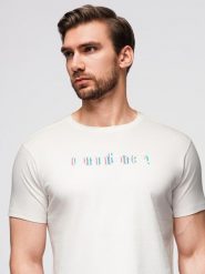 T-shirt męski z haftem na klatce piersiowej – biały V2 - Rozmiar: M. Białe t-shirty męskie Ombre Clothing, m, bez wzorów, z bawełny, bez kołnierzyka. Za 129.99 zł.