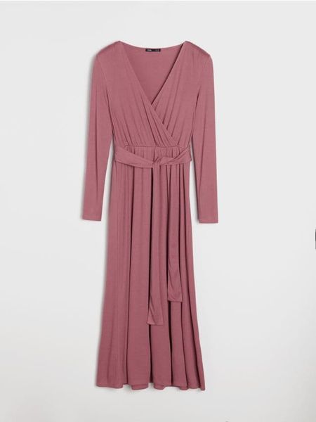 Sukienka midi z ozdobnym wiązaniem z domieszką wiskozy - różowy. Czerwone sukienki damskie Sinsay, l, bez wzorów, z wiskozy, bez kołnierzyka, bez ramiączek, midi. Za 49.99 zł.