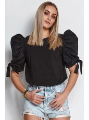 Makadamia Bluzka w kolorze czarnym rozmiar: 40/42. Czarne bluzki damskie Makadamia, bez wzorów, bez kołnierzyka, bez ramiączek. Za 62.03 zł.