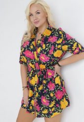 Granatowo-Zółta Koszulowa Sukienka Mini z Guzikami i Materiałowym Paskiem Raimeda. Niebieskie sukienki damskie Born2be, na lato, l, bez wzorów, z materiału, bez kołnierzyka, plus size, bez ramiączek, mini, koszulowe. W wyprzedaży za 63.99 zł.