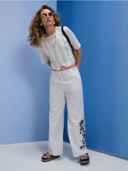 Garniturowa kamizelka w paski z domieszką wiskozy - wielobarwny. Kamizelki damskie Sinsay, l, z wiskozy. Za 49.99 zł.