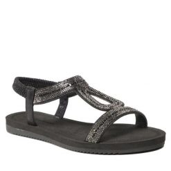 Sandały Clara Barson. Czarne sandały damskie Clara Barson, bez wzorów, bez obcasa, na płaskiej podeszwie. Za 99.99 zł.