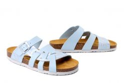 DR. BRINKMANN 700804-55 hellblau, klapki damskie. Niebieskie klapki damskie Dr. Brinkmann, bez wzorów, bez obcasa. Za 148.67 zł.