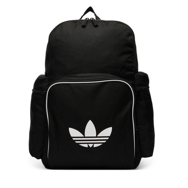 Plecak adidas. Czarne plecaki damskie Adidas, bez wzorów, sportowe. Za 169.99 zł.
