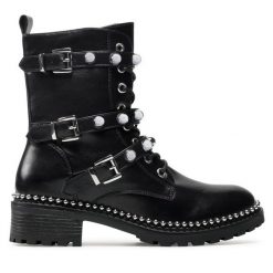 Trapery DeeZee. Czarne trapery damskie DeeZee, bez obcasa. Za 159.99 zł.