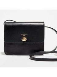 Victor & Hugo Paris Skórzana torebka "Marni" w kolorze czarnym - 21,5 x 17 x 6,5 cm rozmiar: onesize. Czarne torebki klasyczne damskie Victor & Hugo Paris, bez wzorów, z materiału, bez dodatków. Za 311.85 zł.