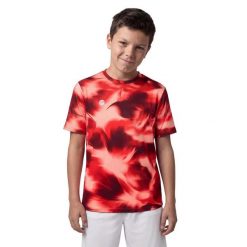 Ęca koszulka sportowa Siroko Sports Tee Pattern Red K. Czerwone bluzki sportowe damskie SIROKO, bez wzorów, z materiału, bez ramiączek. Za 126.00 zł.