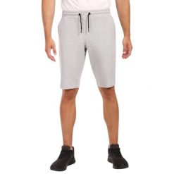 Bawełniane szorty Kilpi Tuscon. Szare szorty męskie Kilpi, z bawełny, bez kołnierzyka. Za 138.03 zł.