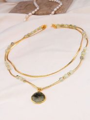 Pierres de Jade Pozłacany naszyjnik z elementami ozdobnymi - dł. 47 cm rozmiar: onesize. Zielone naszyjniki damskie Pierres de Jade, pozłacane. Za 86.99 zł.