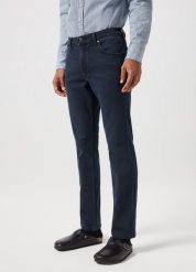 WRANGLER MĘSKIE SPODNIE JANSOWE GREENSBORO CLOUDY SKIES 112350740 W15Q017948. Spodnie materiałowe męskie Wrangler, bez wzorów, z jeansu. Za 229.99 zł.