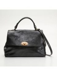 Abaco Skórzana torebka "Tina" w kolorze czarnym - 25 x 38 x 14 cm rozmiar: onesize. Czarne torebki klasyczne damskie Abaco, bez wzorów, z materiału, bez dodatków. Za 359.32 zł.