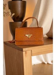 Christian Laurier Skórzana torebka "Lily" w kolorze karmelowym - 19 x 11 x 7,5 cm rozmiar: onesize. Brązowe torebki klasyczne damskie Christian Laurier, bez wzorów, z materiału, bez dodatków. Za 239.99 zł.