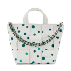 Torebka Desigual. Białe torebki klasyczne damskie Desigual, bez wzorów, bez dodatków. Za 379.99 zł.