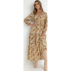 Beżowa Sukienka Kopertowa Maxi Jiss. Brązowe sukienki damskie Born2be, na randkę, l, z aplikacjami, z materiału, boho, bez kołnierzyka, bez ramiączek, maxi, kopertowe. W wyprzedaży za 103.99 zł.