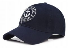 Bawełniana Czapka z Daszkiem (Bejsbolówka) - Pako Jeans - Granat z Logo. Niebieskie czapki męskie Pako Jeans, bez wzorów, z bawełny. Za 55.00 zł.