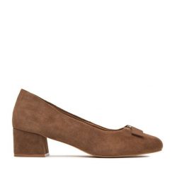 Czółenka Lasocki. Brązowe czółenka damskie Lasocki, bez wzorów, bez obcasa. Za 249.99 zł.