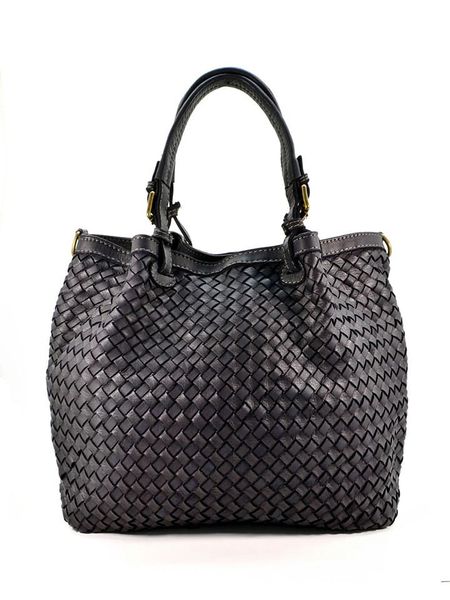 Amara Skórzany shopper bag "Quattro" w kolorze czarnym - 42 x 33 x 17 cm rozmiar: onesize. Czarne shopper bag damskie Amara, bez wzorów, z materiału, bez dodatków. Za 457.95 zł.