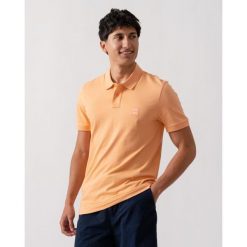 Koszulka Polo męska BOSS Passenger Light/Pastel Orange slim fit pomarańczowa. Czerwone koszulki polo męskie Hugo Boss, m, bez wzorów, bez ramiączek. Za 219.00 zł.