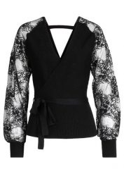 Sweter z cienkiej dzianiny z koronką. Czarne swetry klasyczne damskie bonprix, z dzianiny, bez kołnierzyka. Za 179.99 zł.