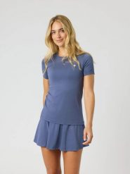 ACE SLIM T-SHIRT z recyklingowanego poliestru – NIGHTSHADOW BLUE. Niebieskie t-shirty damskie Björn Borg, s, bez wzorów, bez kołnierzyka. Za 196.00 zł.