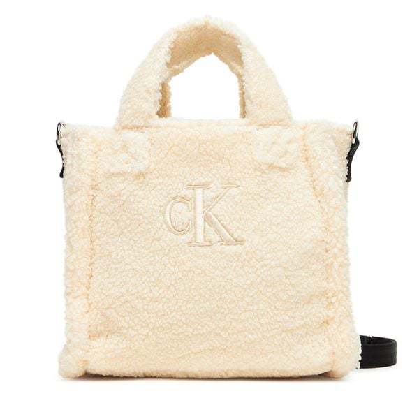 Torebka Calvin Klein Jeans. Torebki klasyczne damskie Calvin Klein Jeans, bez wzorów, z jeansu, bez dodatków. Za 229.99 zł.