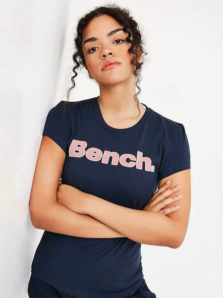 Bench Koszulka "Leora" w kolorze granatowym rozmiar: 42. Niebieskie bluzki damskie Bench, bez wzorów, z bawełny, bez kołnierzyka. Za 65.95 zł.