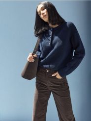 Sweter chunky z ozdobnymi guzikami i domieszką wełny - granatowy. Niebieskie swetry klasyczne damskie Sinsay, l, z wełny, bez kołnierzyka. Za 49.99 zł.