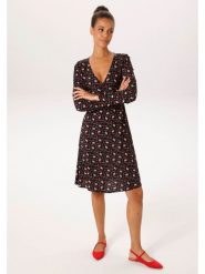 Aniston Sukienka w kolorze czarno-czerwonym rozmiar: 38. Czarne sukienki damskie Aniston, bez wzorów, z wiskozy, bez kołnierzyka, bez ramiączek, midi. Za 173.99 zł.