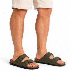 Klapki męskie Wrangler BELVILLE SLIDER MEN LOW. Zielone klapki i japonki męskie Wrangler, z materiału. Za 139.00 zł.