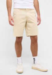 Męskie szorty Mustang Style Amsterdam Shorts Birch 1016450 2040. Brązowe szorty męskie Mustang, bez kołnierzyka. Za 159.99 zł.