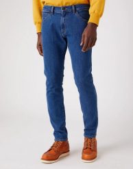 MĘSKIE SPODNIE WRANGLER BRYSON REVIVAL W14XJX26Y 112322676. Spodnie materiałowe męskie Wrangler, bez wzorów, z jeansu. Za 239.99 zł.