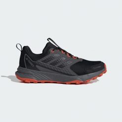 Buty do biegów przełajowych Terrex Tracefinder 2 CLIMAPROOF. Brązowe obuwie do biegania damskie Adidas. Za 349.00 zł.
