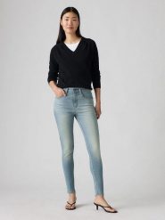 Levi's Dżinsy - Skinny fit - w kolorze błękitnym rozmiar: W28/L28. Niebieskie jeansy damskie Levi's, z podwyższonym stanem. Za 222.94 zł.