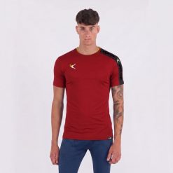 Dopasowana koszulka treningowa z krótkim rękawem Fitplayer. Czerwone t-shirty sportowe męskie ELPLAYER, l, z materiału, bez ramiączek, do biegania. Za 56.00 zł.