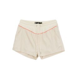 Spodenki turystyczne damskie Volcom Coco Windstone. Białe szorty damskie Volcom, bez wzorów, z poliesteru, sportowe. Za 123.00 zł.