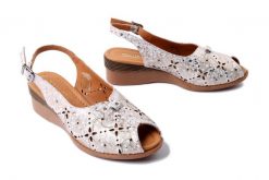 ARTIKER RELAKS 56C0617 kolorowy, sandały damskie. Żółte sandały damskie Artiker Relaks, bez wzorów, bez obcasa, na koturnie. Za 174.93 zł.