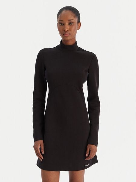 Calvin Klein Jeans Sukienka codzienna Ls Scuba Fit And Flare LV044D222G Czarny Regular Fit. Czarne sukienki damskie Calvin Klein Jeans, na co dzień, s, bez wzorów, z bawełny, bez kołnierzyka, bez ramiączek, proste. Za 299.99 zł.