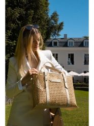 Maison héritage PARIS Torebka "Bondi" w kolorze beżowym - 28,5 x 36 x 18 cm rozmiar: onesize. Brązowe torebki klasyczne damskie maison héritage PARIS, bez wzorów, z materiału, bez dodatków. Za 434.99 zł.