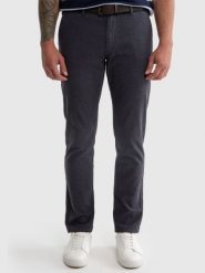 Spodnie męskie chinosy niebieskie Marcos 402. Niebieskie spodnie materiałowe męskie Big Star, bez wzorów, z materiału, eleganckie. Za 259.99 zł.