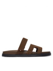 Tommy Hilfiger Klapki Adjustable Premium Suede Sandal FM0FM05774 Brązowy. Brązowe klapki i japonki męskie Tommy Hilfiger, ze skóry. Za 369.99 zł.