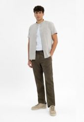 Letnie spodnie z lnu R-LEMAR. Czarne spodnie materiałowe męskie Volcano, bez wzorów, ze lnu, klasyczne. Za 189.99 zł.