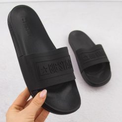 Klapki damskie sportowe czarne Big Star OO274044. Czarne klapki damskie Big Star, bez wzorów, z materiału, bez obcasa. Za 65.99 zł.