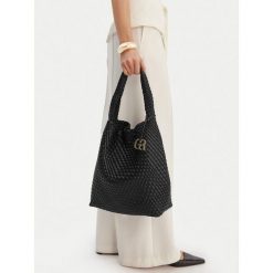 Torebka GINO ROSSI. Czarne torebki klasyczne damskie Gino Rossi, bez wzorów, bez dodatków. Za 299.99 zł.