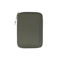 Portfel Lifeventure Recycled RFiD Mini Travel Wallet - olive. Zielone portfele damskie Lifeventure, bez wzorów. Za 125.99 zł.