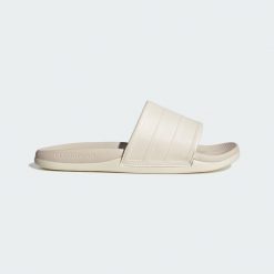 KLAPKI ADILETTE COMFORT 2.0. Białe klapki i japonki męskie Adidas, z materiału. Za 232.05 zł.